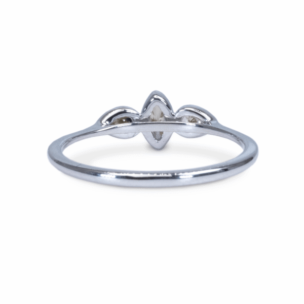 טבעת אירוסין מזהב לבן וינטג סטייל