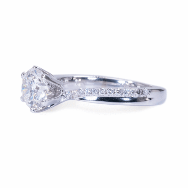 טבעת אירוסין מזהב לבן טוויסט שתי שורות