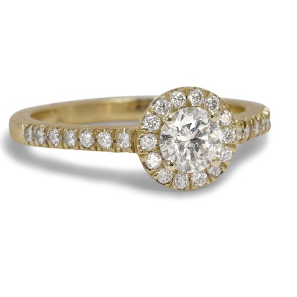 טבעת יהלומים הילה קטנה בזהב צהוב