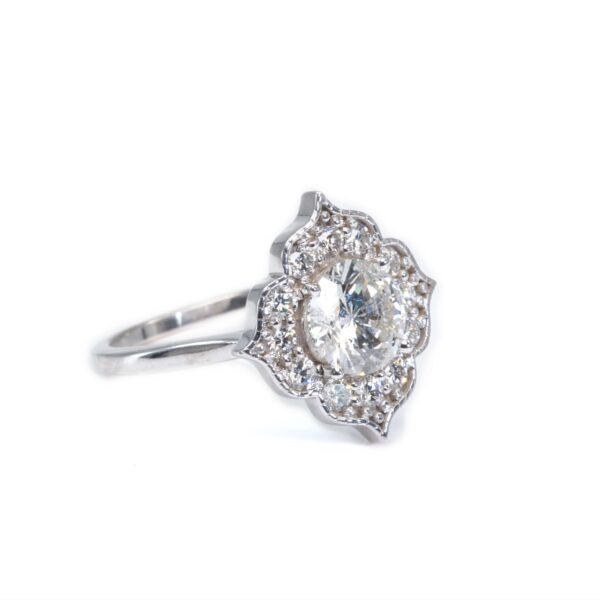 טבעת אירוסין גל