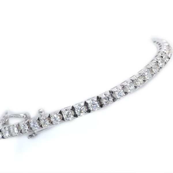 צמיד טניס מיוחד פירמידה