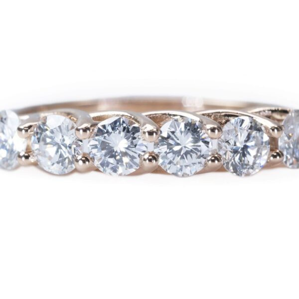 טבעת יהלומים משלימה מזהב אדום יהלומים טבעיים