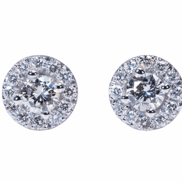 עגילי יהלומים מעוצבים מזהב לבן בסגנון הילה יהלומים לבבים