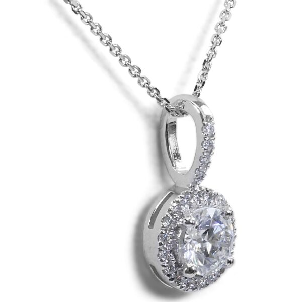 תליון פרח יהלומים