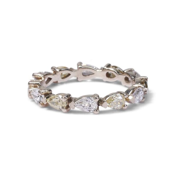 טבעת אירוסין טיפות בשילוב יהלומים לבנים וצהובים