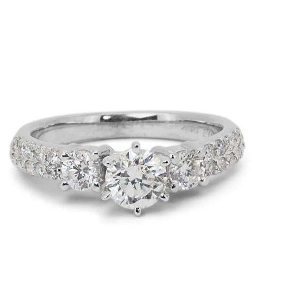 טבעת אירוסין מזהב לבן 6 שיניים