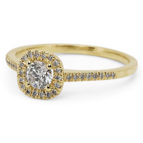 טבעת אירוסין הילה מרובעת יהלום עגול