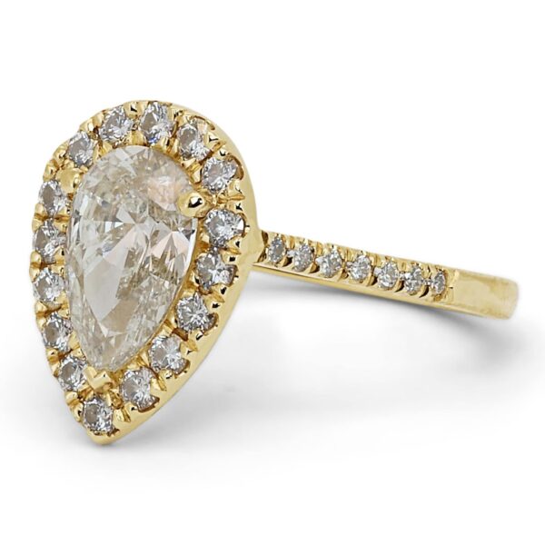 טבעת טיפה מזהב צהוב מעוצבת משובצת יהלום קראט