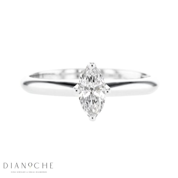 טבעת סוליטר אירוסין מזהב לבן משובצת יהלום מרקיזה