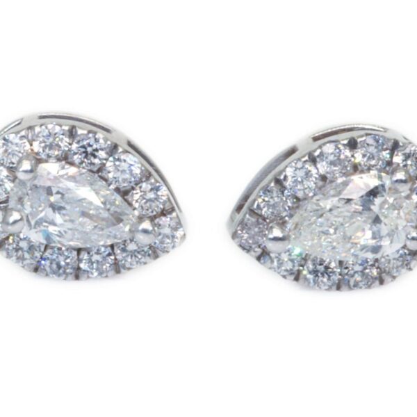 עגילי יהלומים טיפה מוקפים יהלומים