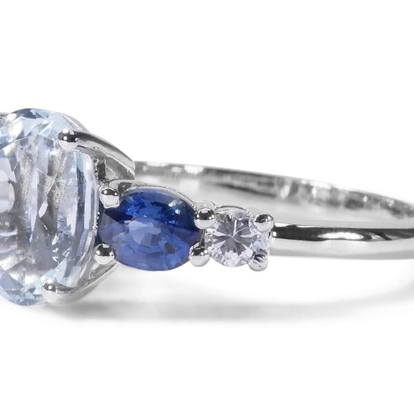 טבעת ספיר אבני הנסיכה