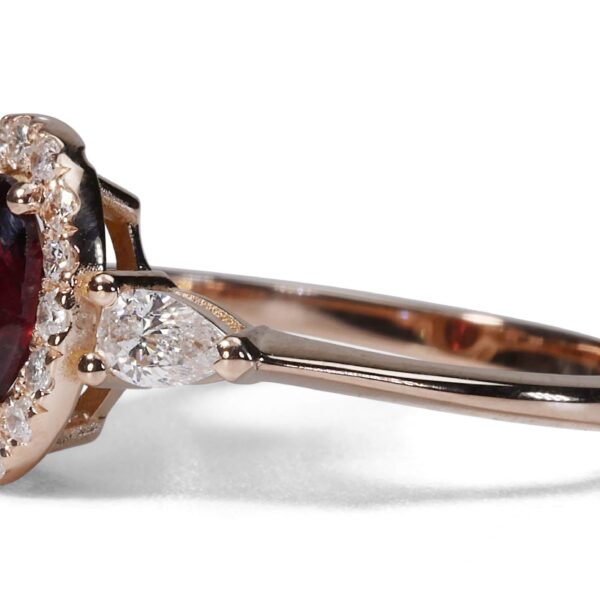 טבעת 3 אבנים גרנט