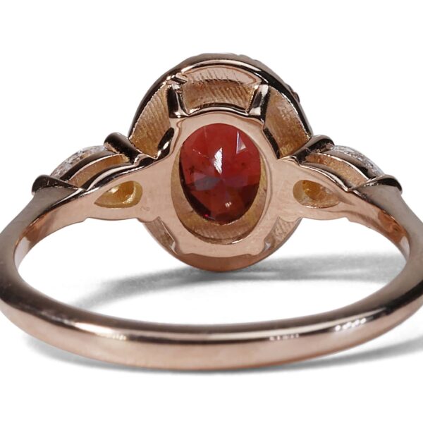 טבעת 3 אבנים גרנט