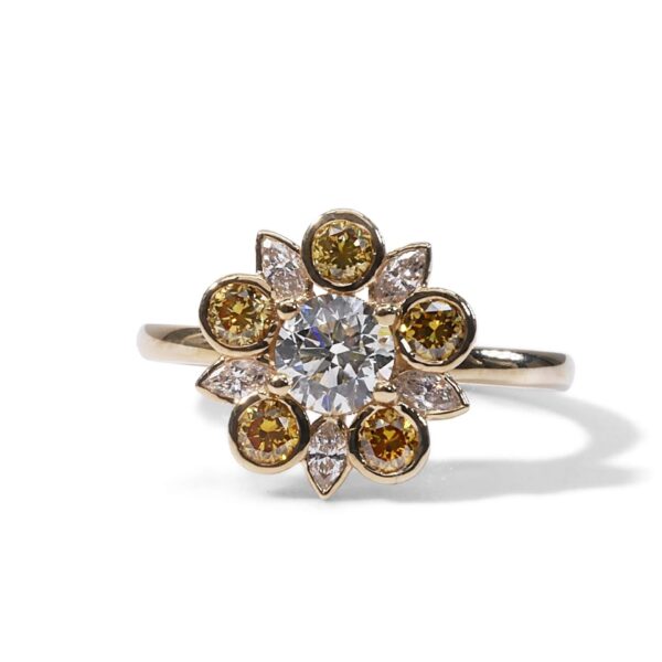 טבעת פרח יהלומים רוז גולד