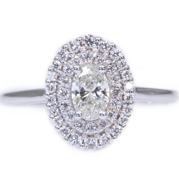 טבעת אירוסין גדולה מזהב לבן יהלום אובלי