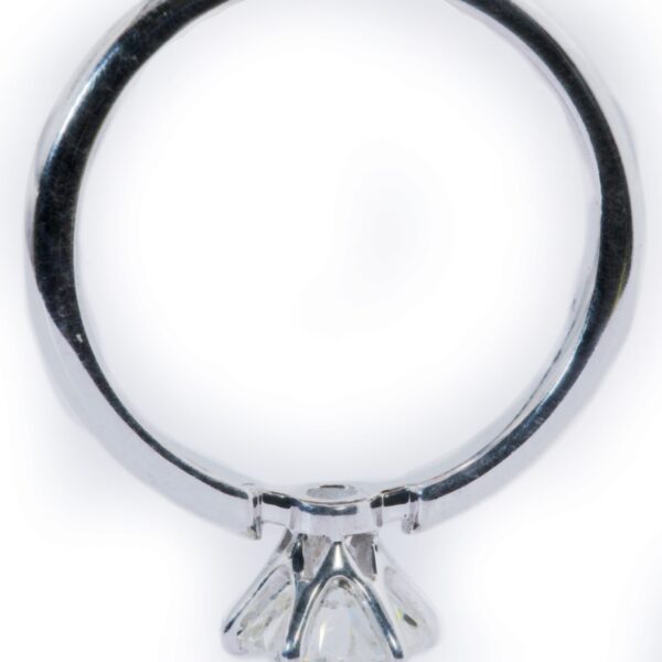 טבעת טיפאני משובצת ביהלום טבעי 3 קראט