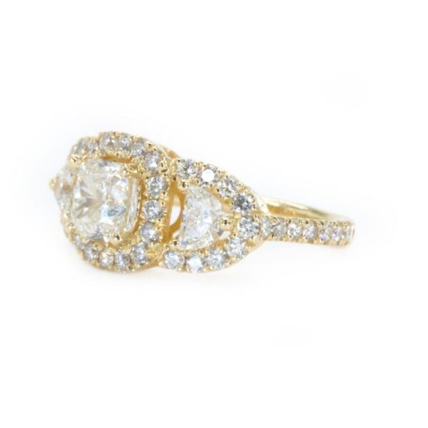 טבעת יהלומים מיוחדת