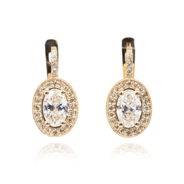 עגילי יהלום מעוצבים בסגנון וינטג מזהב צהוב יהלומים אובאליים