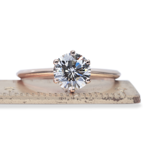 טבעת טיפאני משובצת ביהלום טבעי 2 קראט