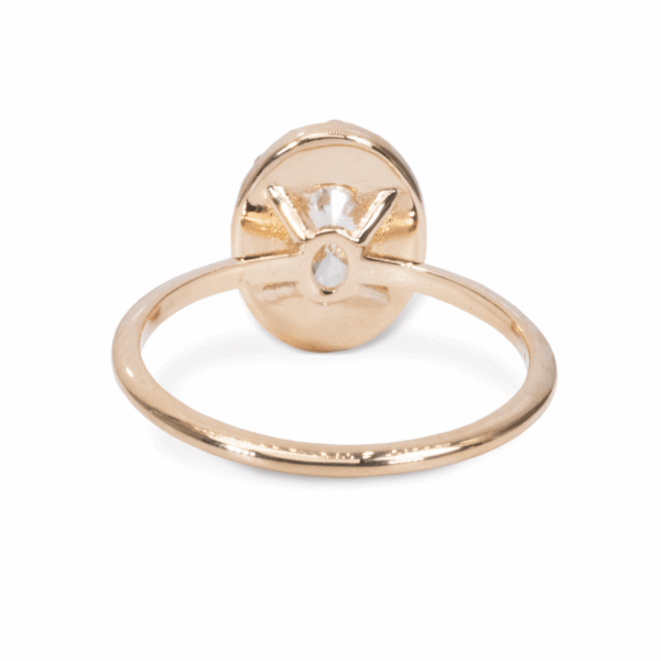 טבעת אירוסין חצי קראט אובל