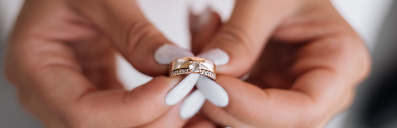 טבעת אירוסין עם תעודה גמולוגית