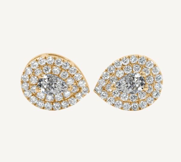 עגילים צמודים עשויים מיהלום טבעי טיפה במשקל של 0.5 עם תעודת גמולוגית GIA