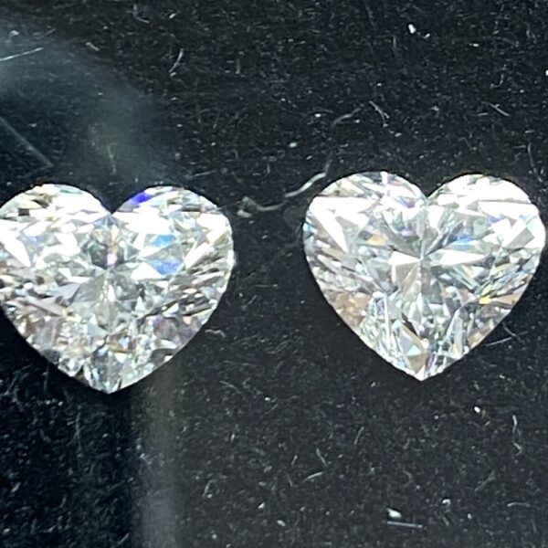 יהלום טבעי לב מעוצב