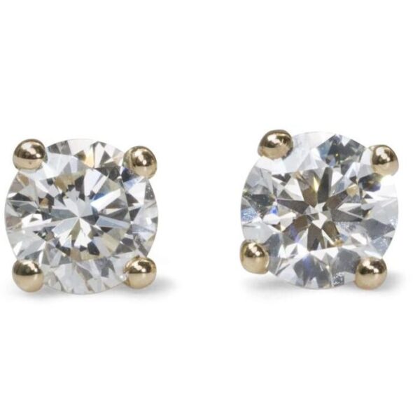 עגילים צמודים יהלום קלאסי 0.60 קראט