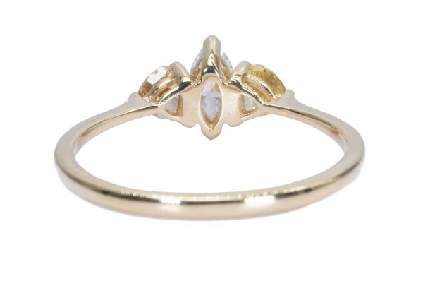 טבעת שלוש יהלומים בצהב זהב -DIANOCHE