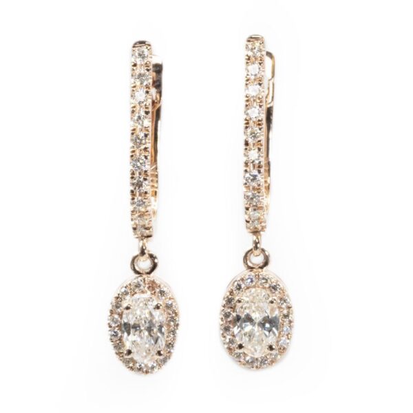 עגילים נופלים יהלום אובלי מזהב ורוד משובץ יהלומים