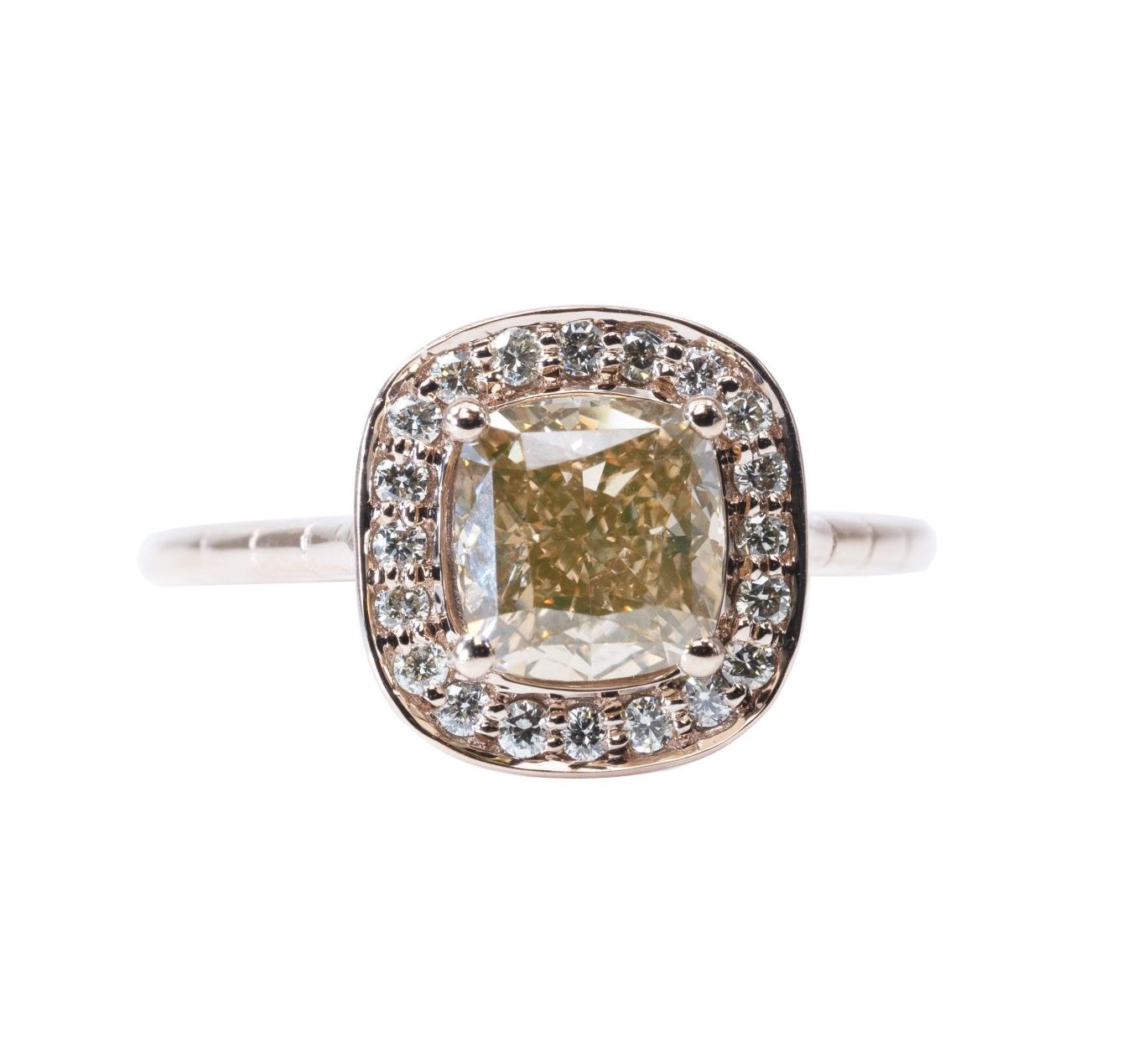 טבעת יהלום צהוב עם האלו יהלומים בזהב ורוד - דיאנוצ׳ה