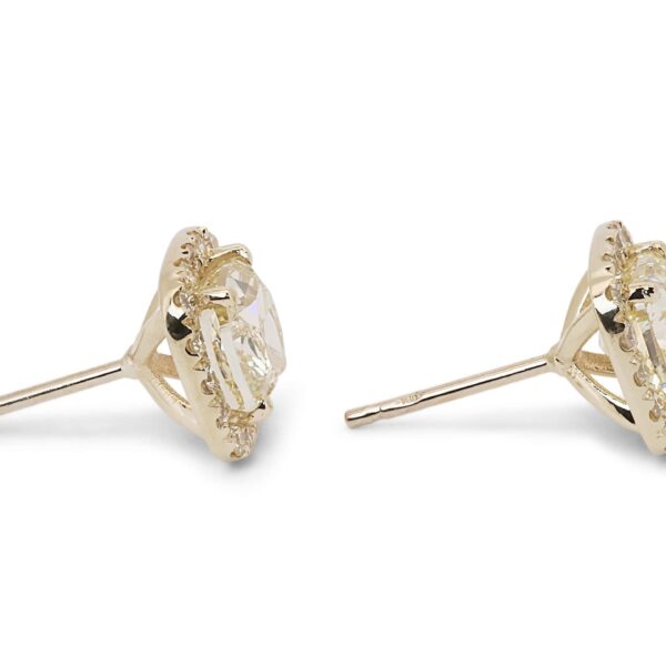 עגילי יהלום צהוב בשיבוץ הילה בליטוש כרית