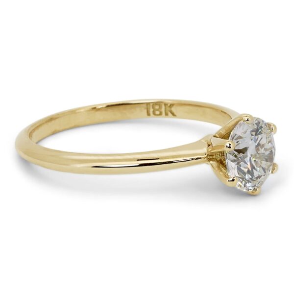 טבעת אירוסין קלאסית מזהב צהוב