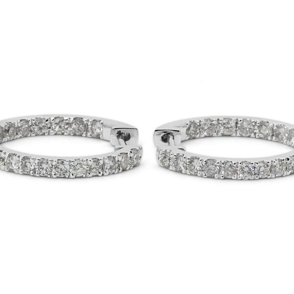 עגילי חישוק יהלומים זהב לבן