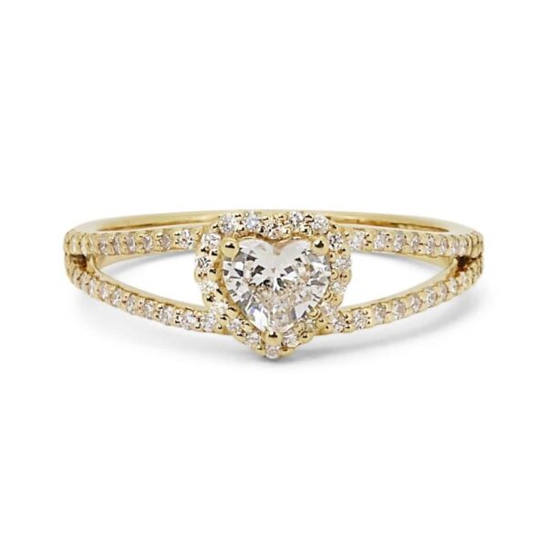 טבעת זהב לב יהלומים