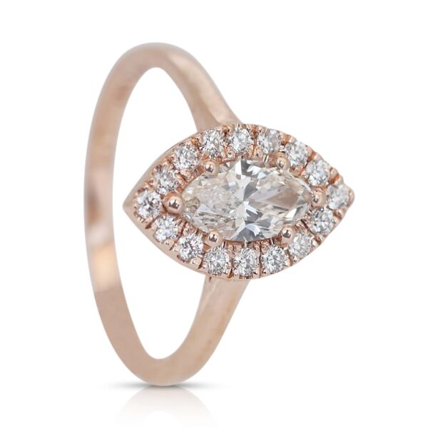 טבעת אירוסין הילה משובצת יהלום מרקיזה