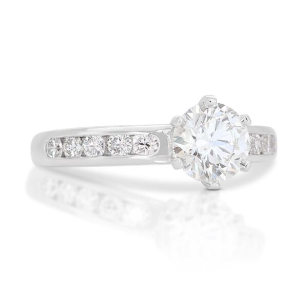 Tiffany & Co. טבעת הילה מפלטינה עם יהלום טבעי 1 קראט בזהב לבן 18K