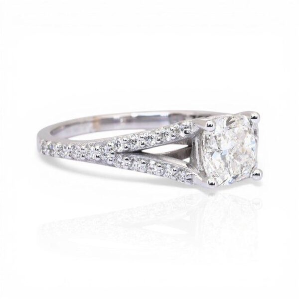 טבעת זהב לבן 18K, 1.34 קראט, מתועדת IGI