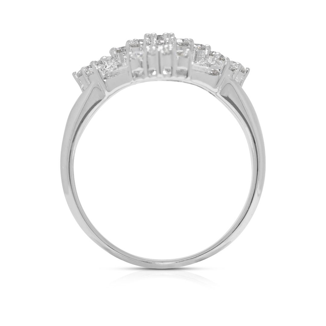 טבעת הצהרה זוהרת מיהלום טבעי 0.86ct בזהב לבן 18K – תמונה 6