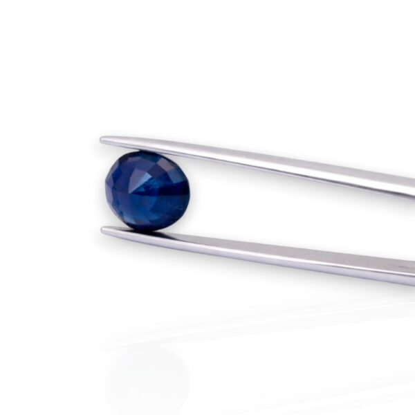 אבן ספיר אובלית GIA מתועדת 6.07ct