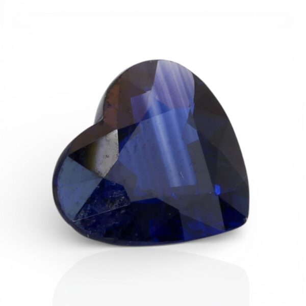 אבן ספיר בצורת לב, GIA מתועדת, 2.36ct