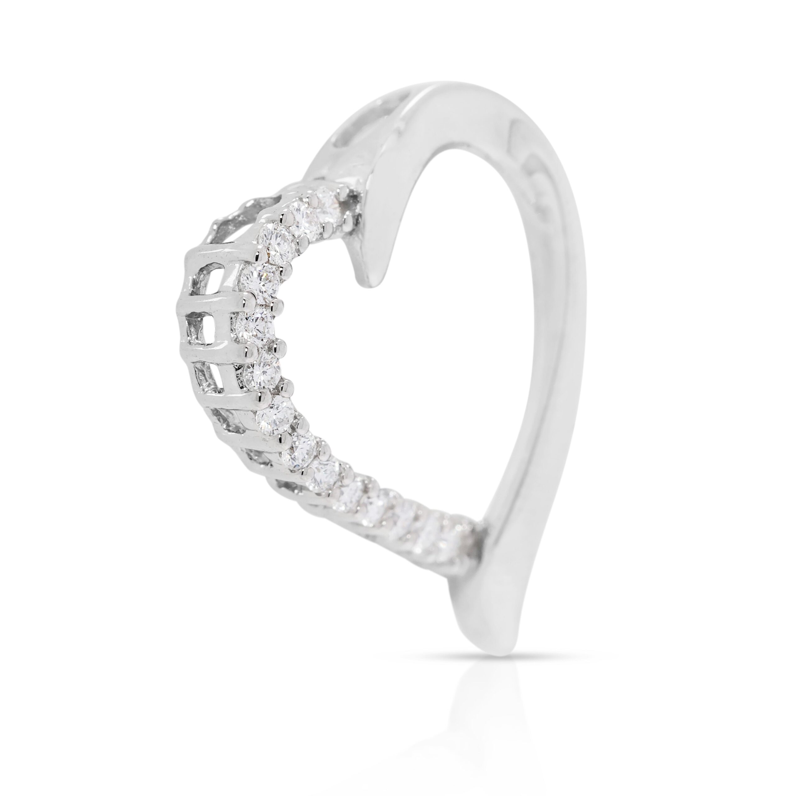 תליון לב רומנטי עם יהלום טבעי 0.28 קראט בזהב לבן 18 קראט (חדש) – תמונה 3