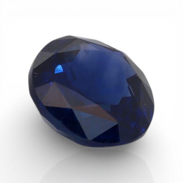 אבן ספיר אובלית GIA מתועדת 6.07ct