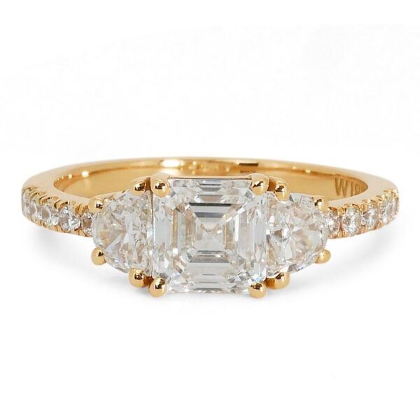 טבעת יהלום מרהיבה 1.5 קראט בחיתוך מרובע מדורג - עם תעודת IGI