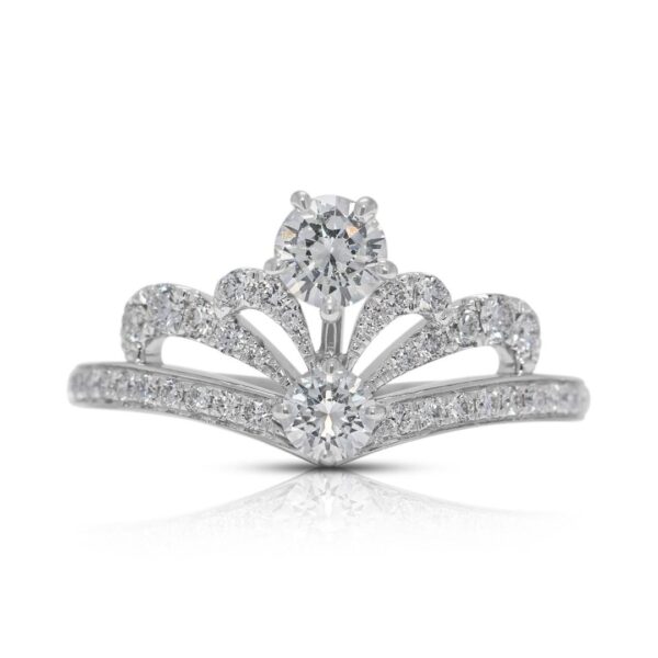 טבעת אשכול יהלומים טבעיים נוצצת 0.83ct מזהב לבן 18K