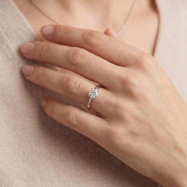 טבעת סוליטר יהלום טבעי 1.07ct של קרטייה עם קופסה בפלטינה (חדש) - מתועדת GIA