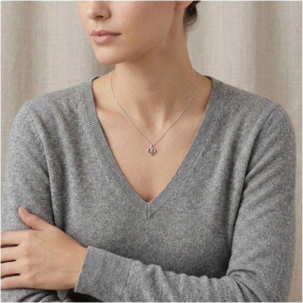 שרשרת סוליטר עדינה מיהלום טבעי 0.01 קראט בחיתוך עגול מבריק בזהב לבן 9K (חדש)