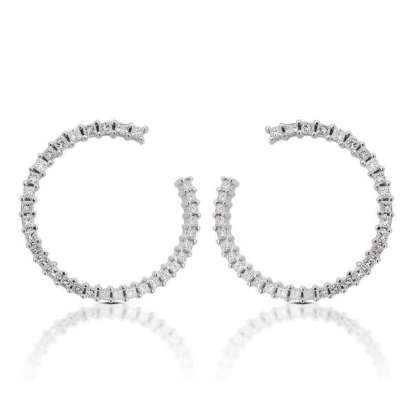 עגילי חצי עיגול מרהיבים מיהלומים טבעיים במשקל 2.50 קראט - עם תעודת IGI