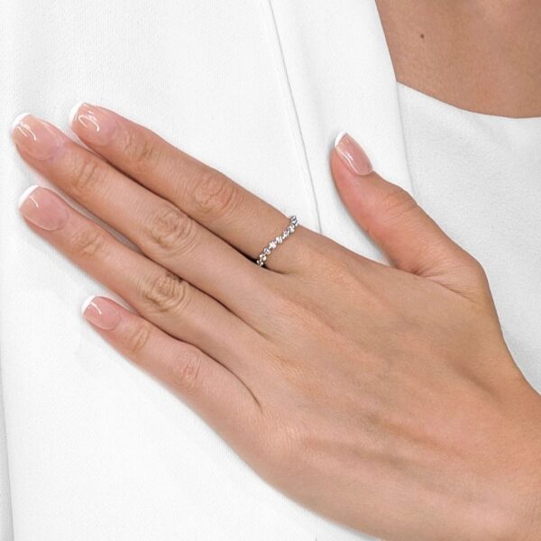 טבעת יהלום טבעי עדינה 0.31 קראט מזהב לבן 18 קראט של Gold Heart