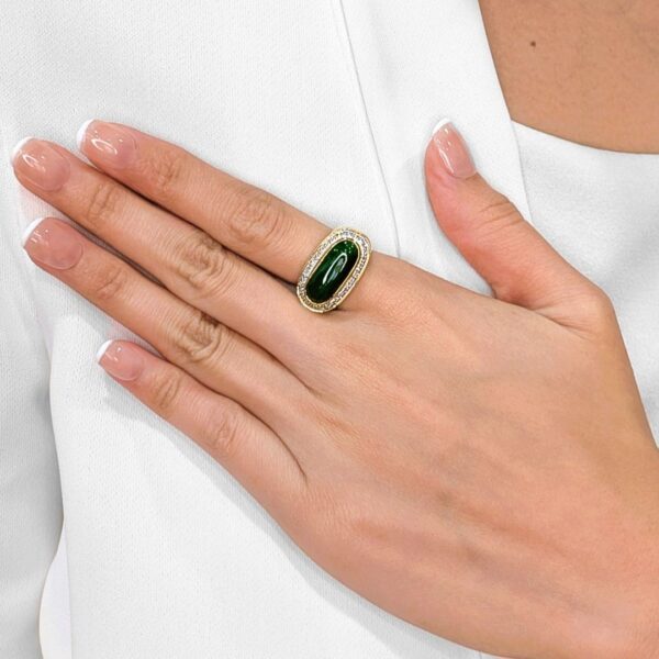 טבעת הילה זוהרת מירקן ויהלומים במשקל 4.21 קרט בזהב צהוב 18K (חדש-לא נענד)